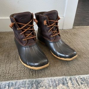 Sperry winter boots